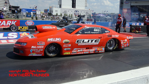 Royce Freeman B/AA #4011 2016 Camaro 500 ci (near lane) 
vs Brad Allen B/.DA 2006 Spitzer 398 ci (far lane)